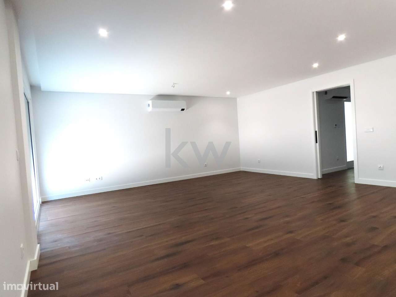 Moradia T3 de luxo em condomínio fechado em Leiria - Grande imagem: 4/26