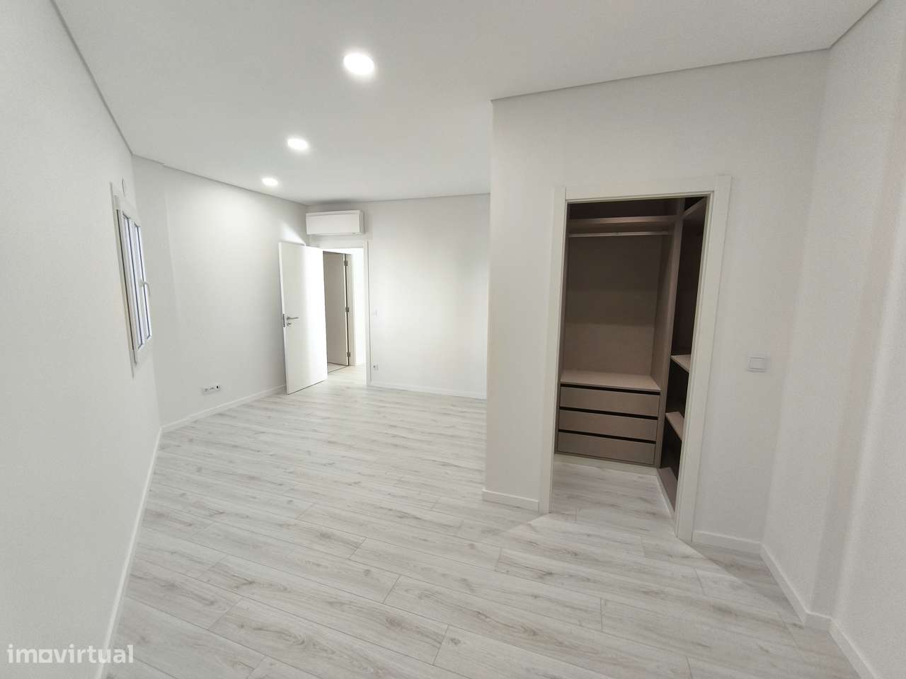 Apartamento T1 Novo para Arrendamento – Zona Nobre de Tomar - Grande imagem: 5/7