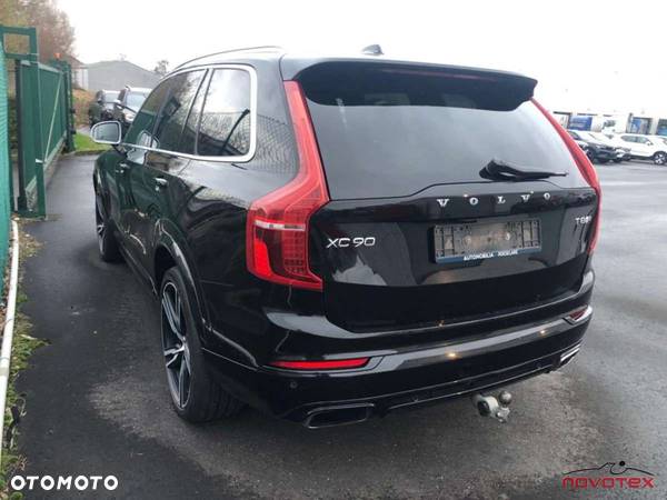 Volvo XC 90 - 3