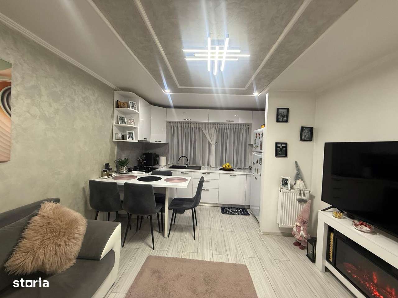 Apartament 3 camere complet renovat • Parter • Zona Comisia  Centrala-3