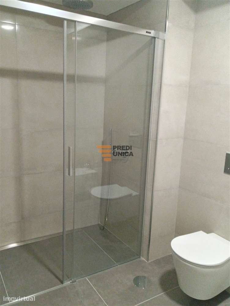 Apartamento T3 Venda em Cedofeita, Santo Ildefonso, Sé, Miragaia, São-23