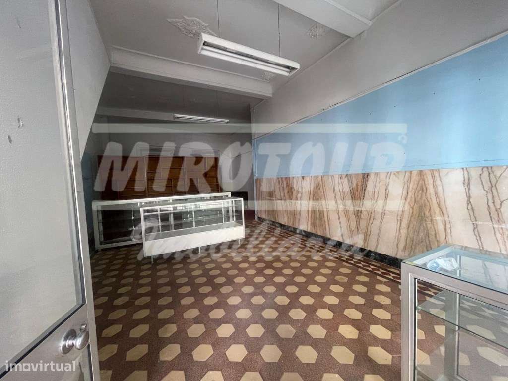 Loja situada em Santiago do Cacém - Grande imagem: 5/16