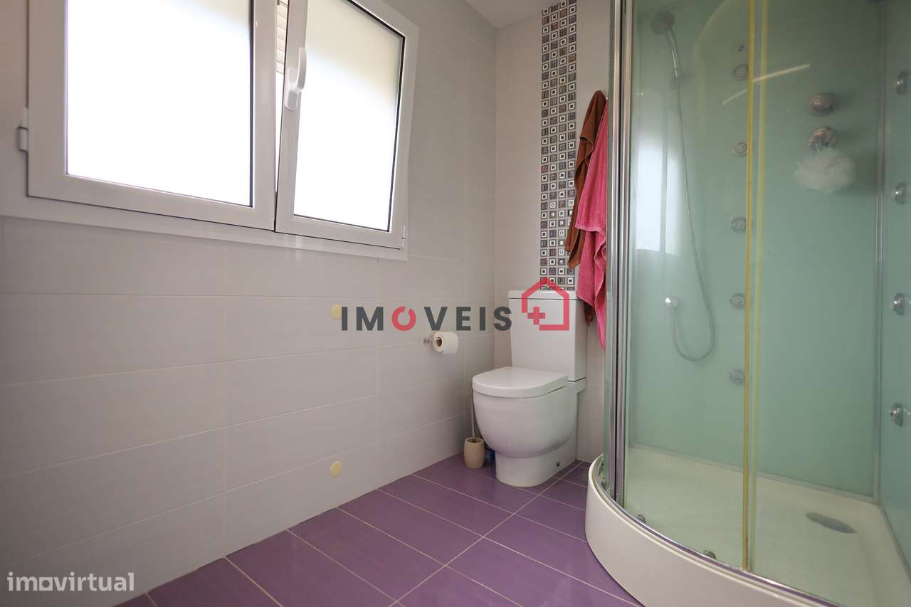 Moradia T3 - Porto de Mós-9