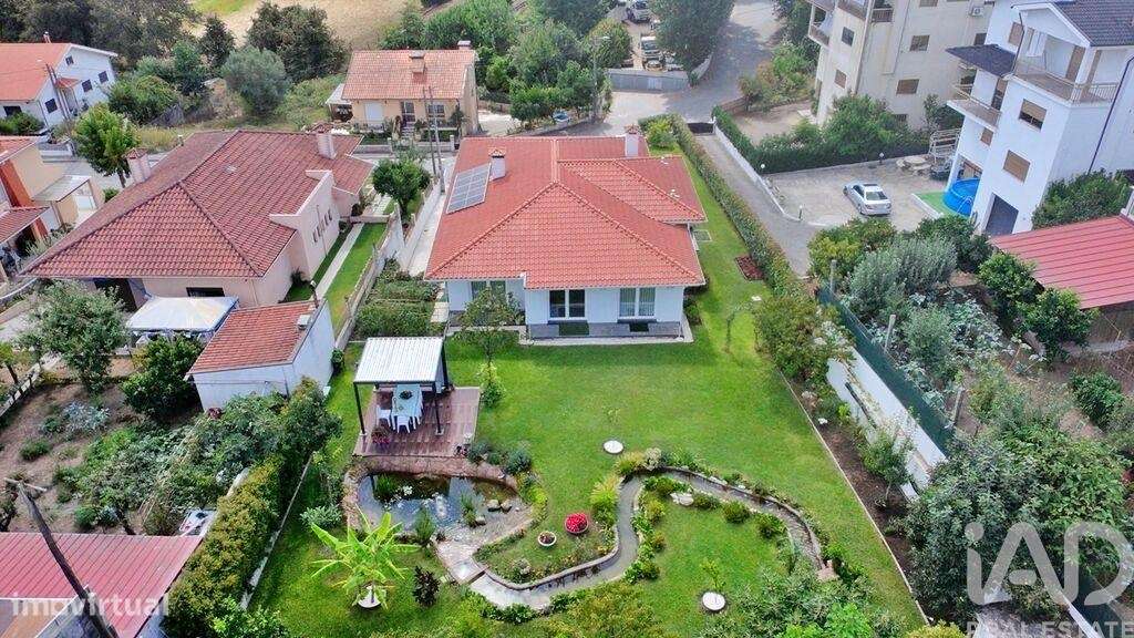 Casa / Villa T4 em Vilaça e Fradelos de 394,00 m2 - Grande imagem: 4/30