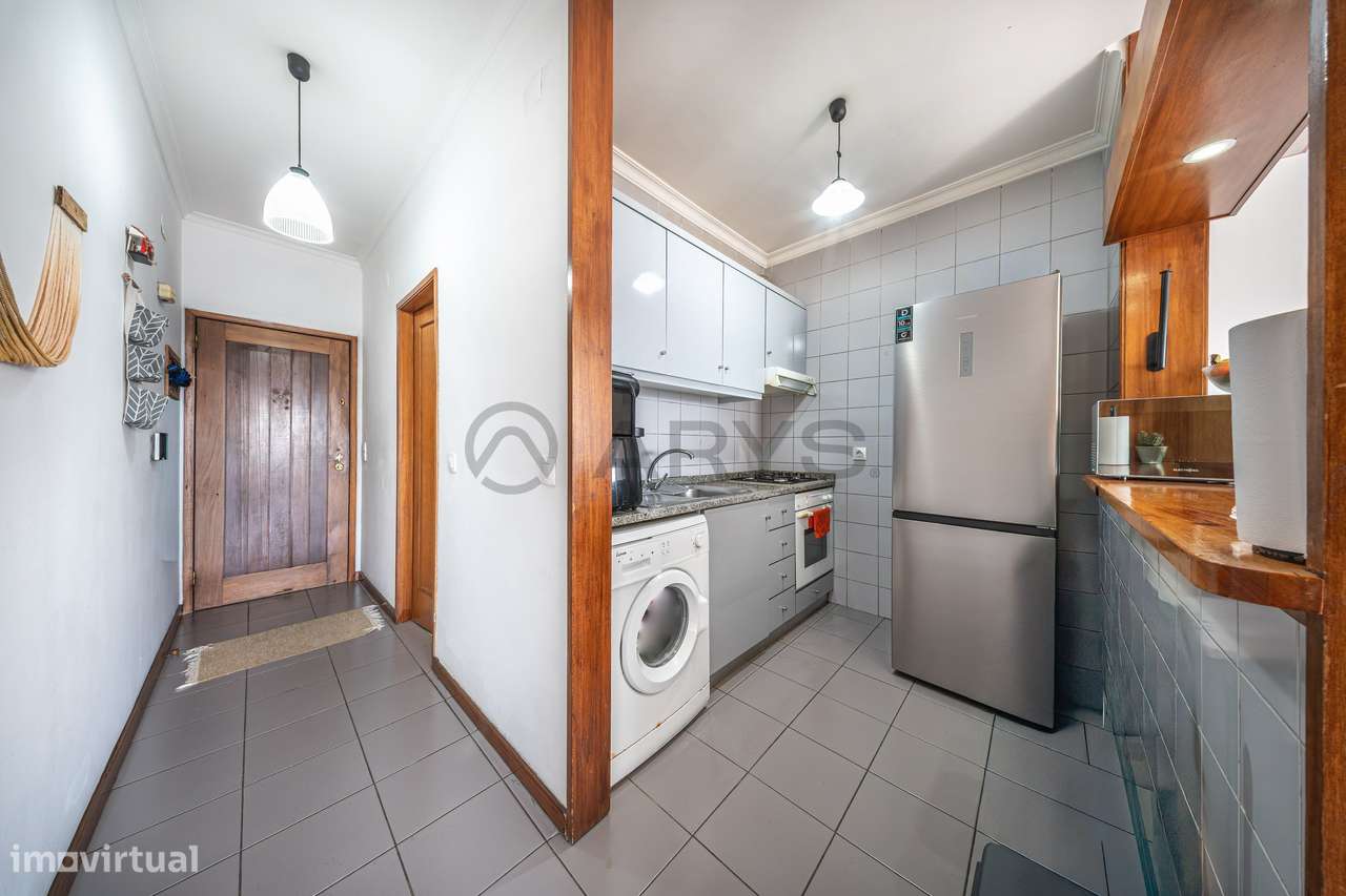 Apartamento T1+1 localizado em São Vitor constituído por elevador e... - Grande imagem: 4/19