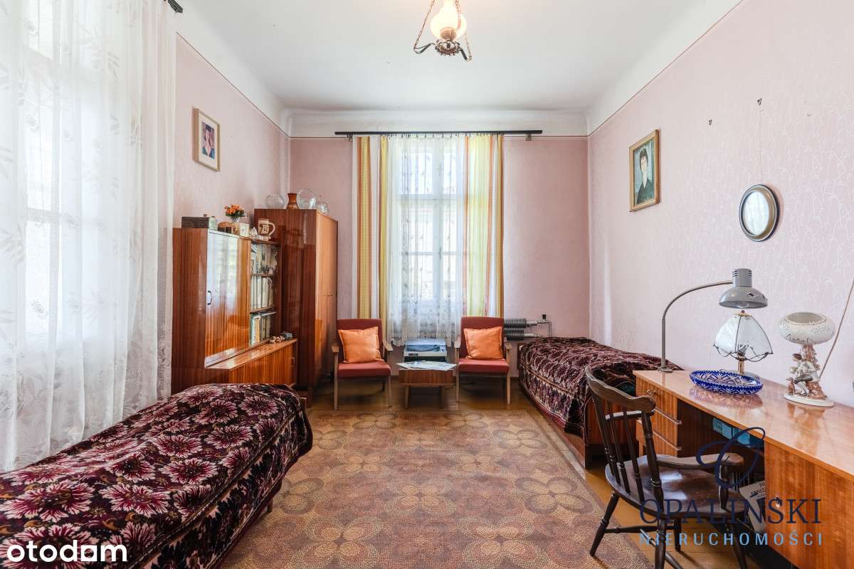 Niezwykły drewniany dom z amfiladą z XX wieku - Pełny obrazek: 5/20