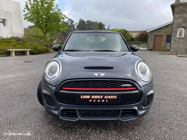 MINI John Cooper Works Cabrio - 17