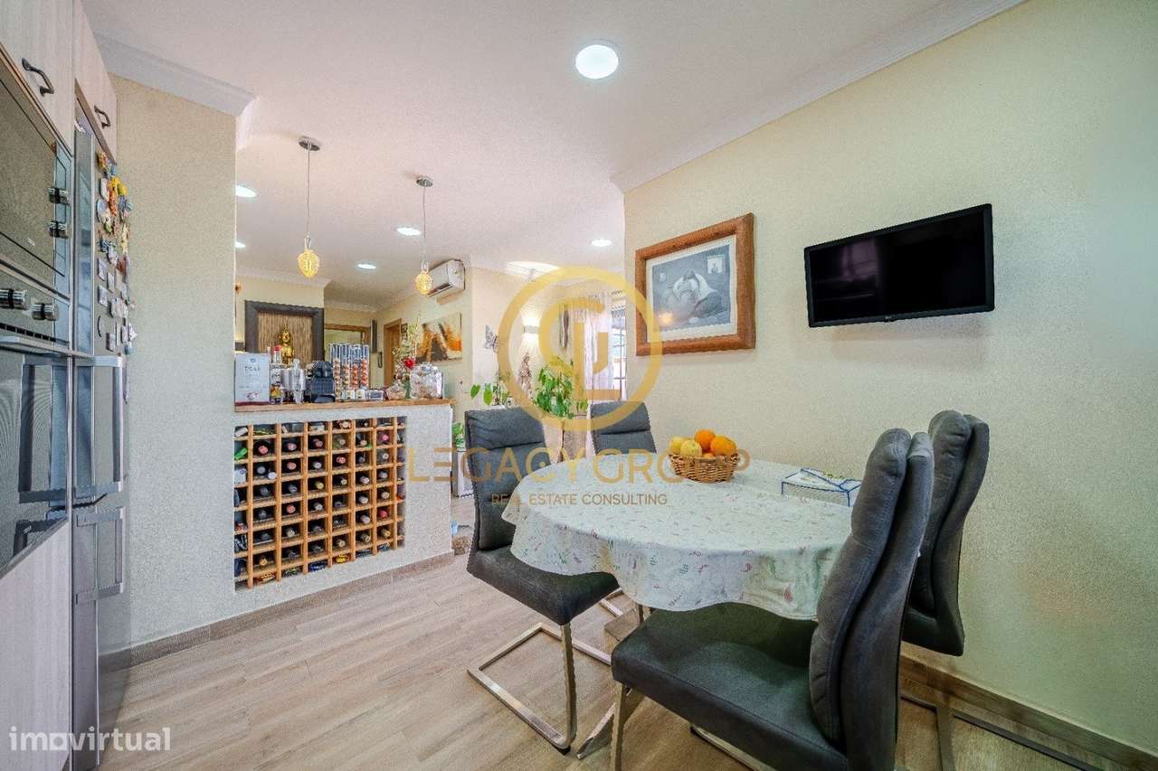 Moradia T2 Renovada c/T0 adaptado + 6 Terrenos, Vaqueiros - Grande imagem: 4/44