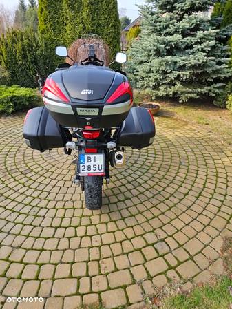 Suzuki V-STROM - 4