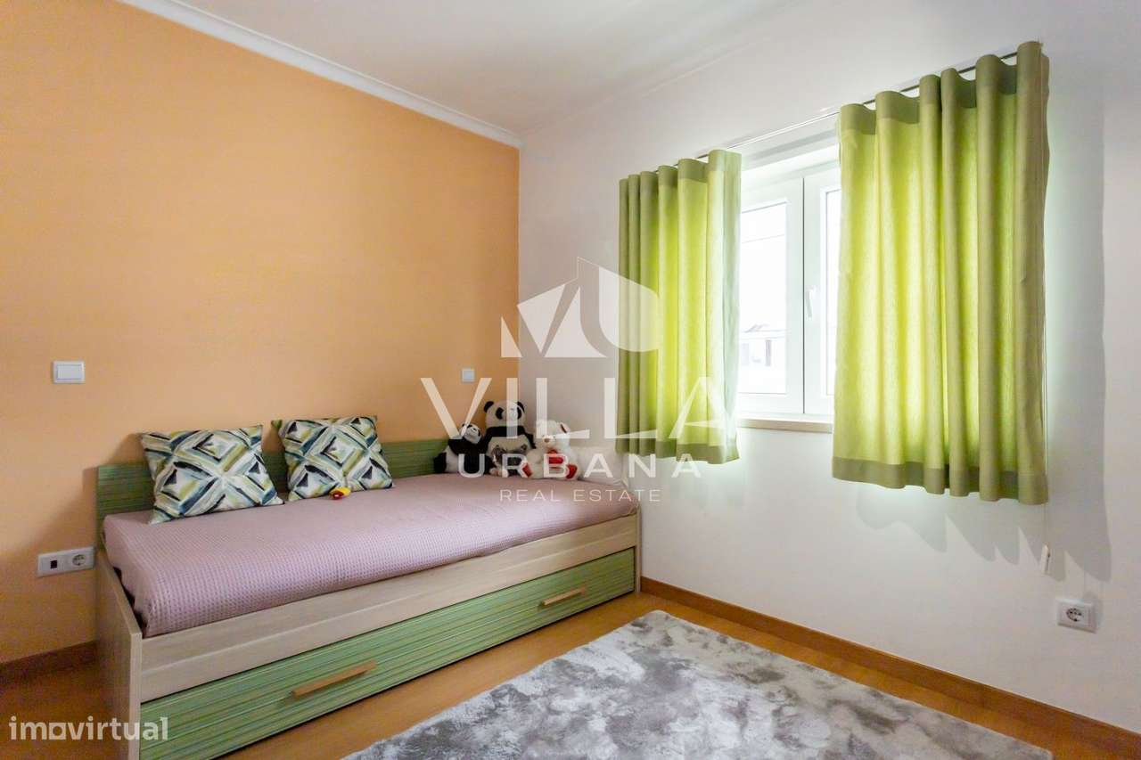 Moradia Isolada T4 em Valadares-55