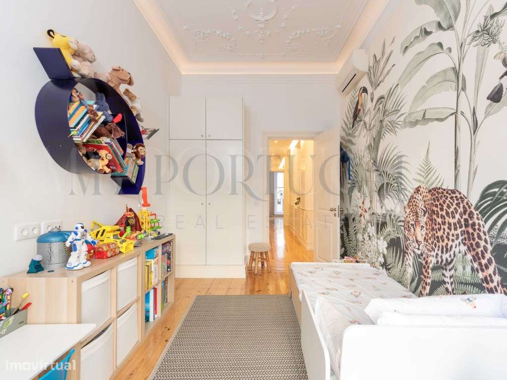 Exclusivo T4 com Terraço Privado e Charme Secular na Rodrigo da Fon... - Grande imagem: 4/39