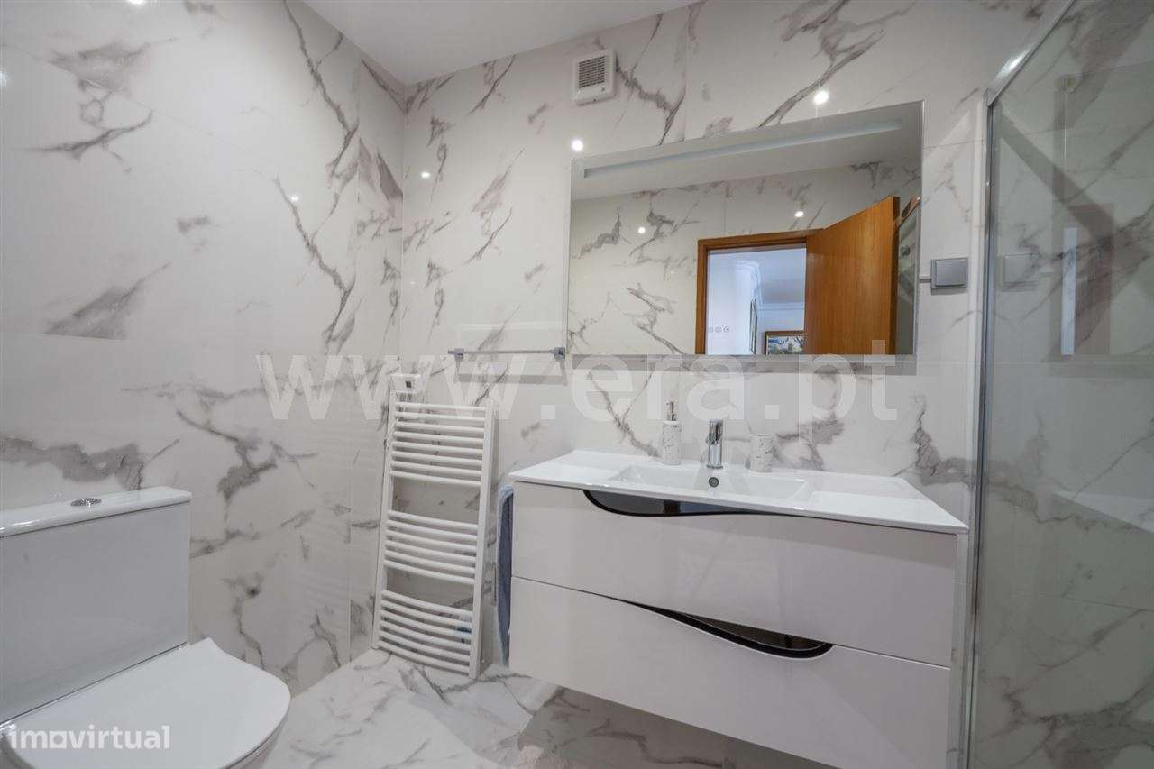 Apartamento T2; Cruz de Pau-13