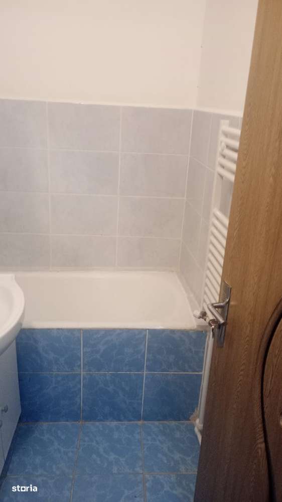 Garsonieră etaj intermediar , confort 1 , zona Bradet-2