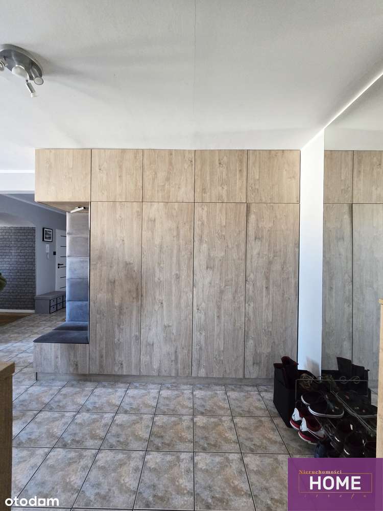 Na sprzedaż 2 poziomowe mieszkanie 5 pokoi-9