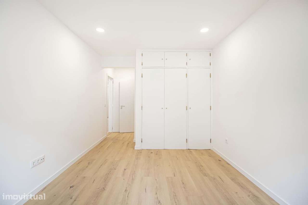 Onde o Seu Próximo Capítulo Começa – Apartamento T2 com Suíte | Rincho-21