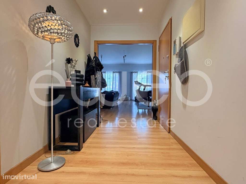 Apartamento T3 com Garagem e Arrecadação, em Aires-7