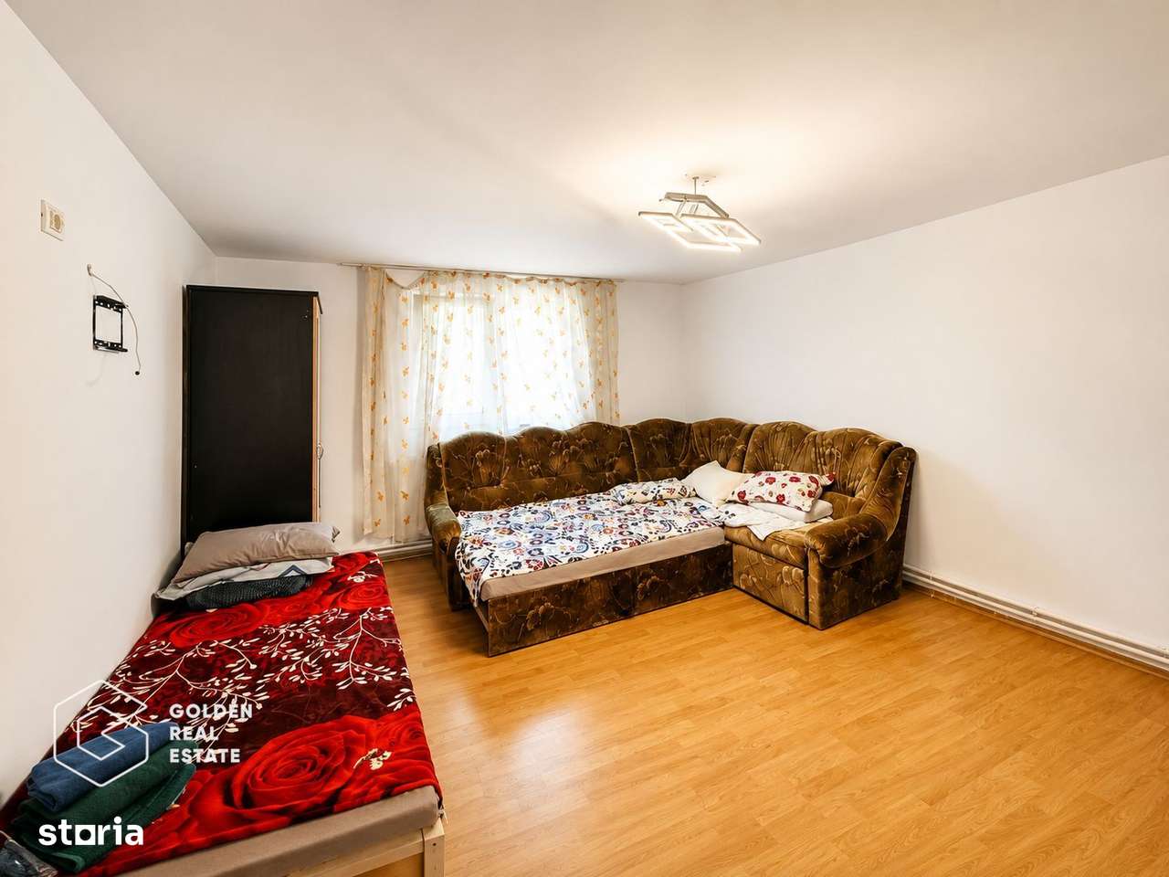 Casa cu 2 corpuri de cladire, oras Lipova-7