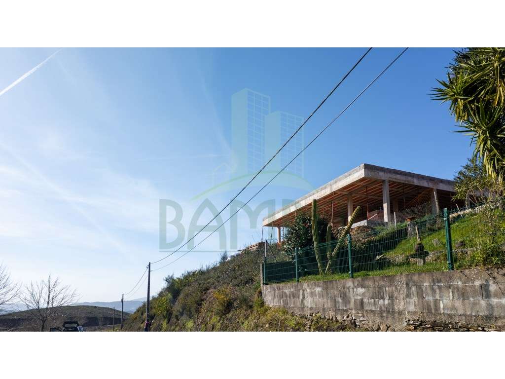 Sopo - Vila Nova de Cerveira: Moradia T3 térrea em construção - Grande imagem: 3/13