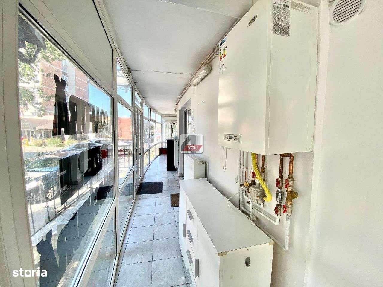 Spatiu comercial Bd.Revolutiei-Piata Garii cu vitrina 10 ml-124500 eur - Imagine principală: 2/7