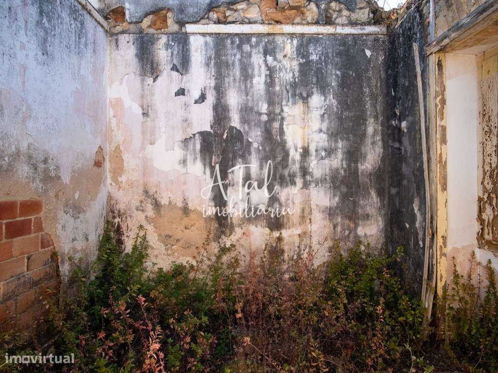 Moradia para Recuperar em Pontével-9