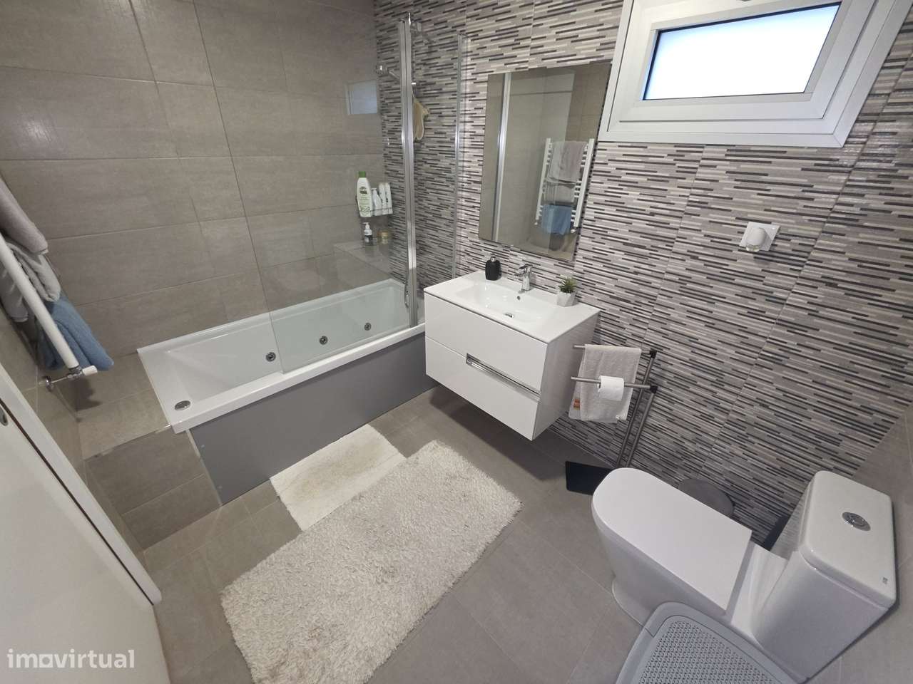 Fantástico apartamento T3 com terraço nos Passionistas-20