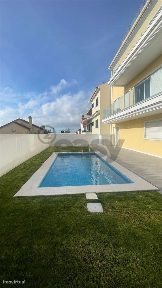 Moradia de Luxo T4 em Famões - Odivelas - Grande imagem: 3/14