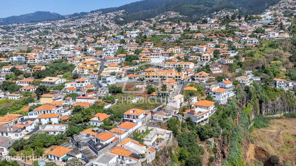 Terreno 1355 m2 - São Roque/Funchal - Grande imagem: 4/13