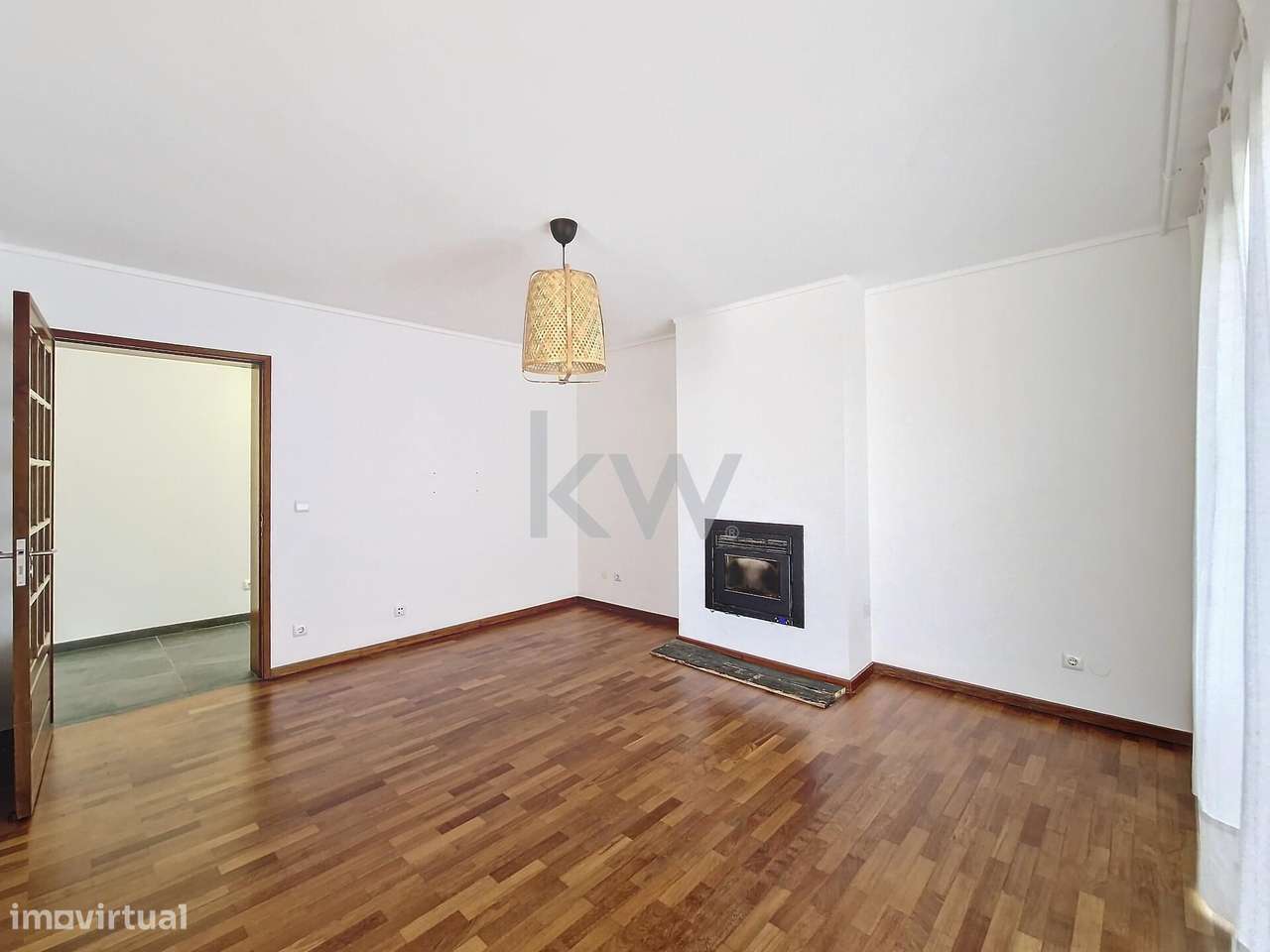 Moradia com 6 quartos, piscina aquecida, anexo e terreno com 2500m2 em-9