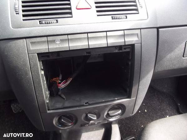 Bloc lumini Skoda Fabia 1 1999-2006 manete semnalizare comenzi clima - 2