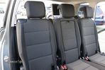 VW Touran 2.0 TDI Confortline - 23