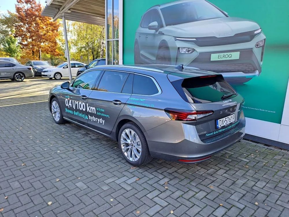 SKODA SUPERB IV 1.5 TSI 204KM DSG PLUG-IN EDITION 130, fabryczny hak