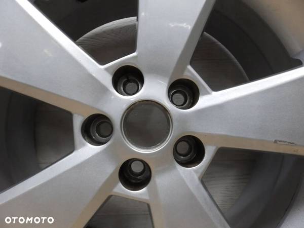 Felga Opel Mokka 17x7.0J Et38 5x105 95396384 - 2