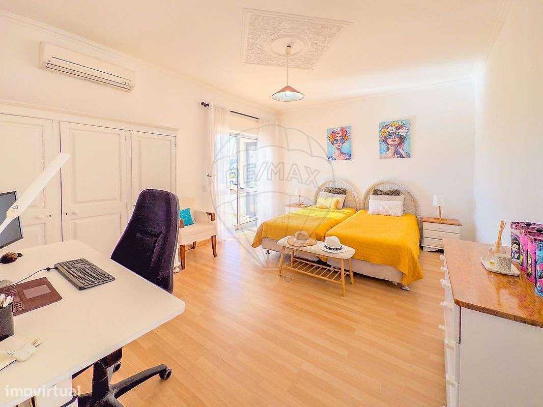 Moradia T5 para venda-15