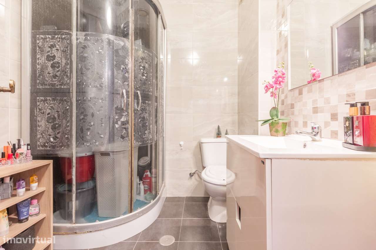 Maravilhoso T2 na Baixa da Banheira - Grande imagem: 5/19