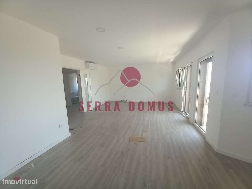 Maravilhoso Apartamento T4 (DUPLEX c/SUITE) em Castanheira do Ribatejo - Grande imagem: 5/52