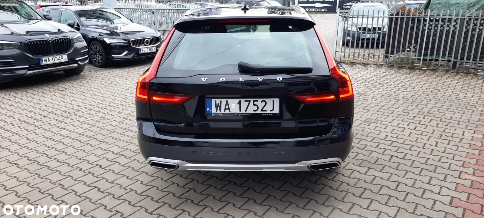 Volvo V90 Cross Country D4 AWD Geartronic Pro - 6