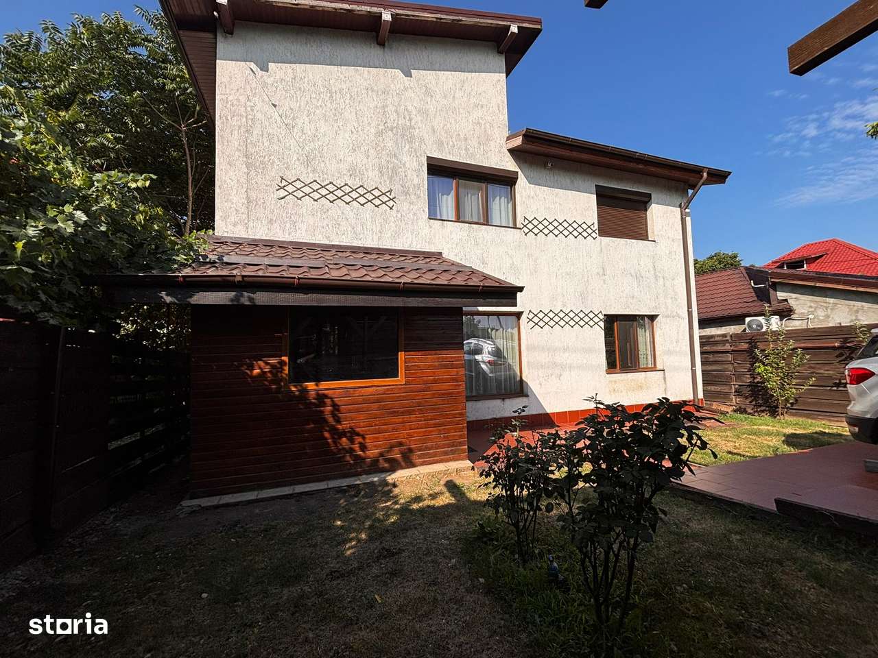 Casa Modernă, curte cu foișor-Mogoșoaia,  Șos. Bucuresti-Targoviste - Imagine principală: 2/14