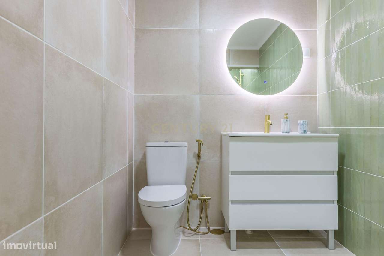 Apartamento T2 Remodelado - Baixa da Banheira - Grande imagem: 4/24