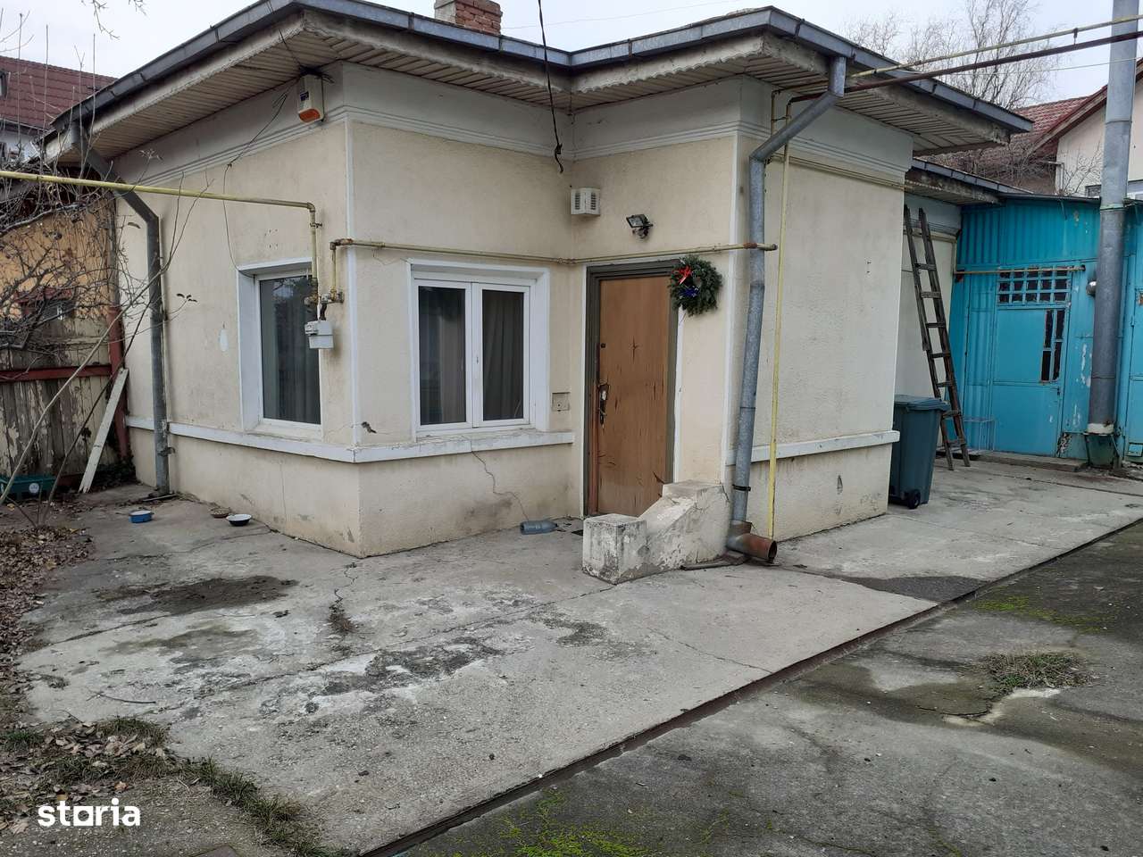Casa cu teren 298 mp, zona 16 Februarie, Bazilescu