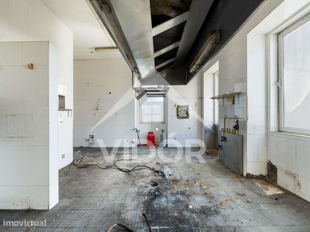 Espaço comercial com 503 m² Leça da Palmeira-19