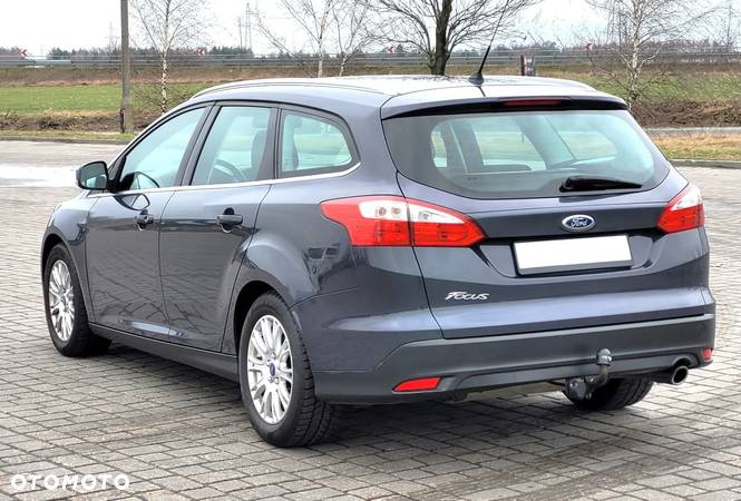 Ford Focus 1.6 EcoBoost Titanium - 12