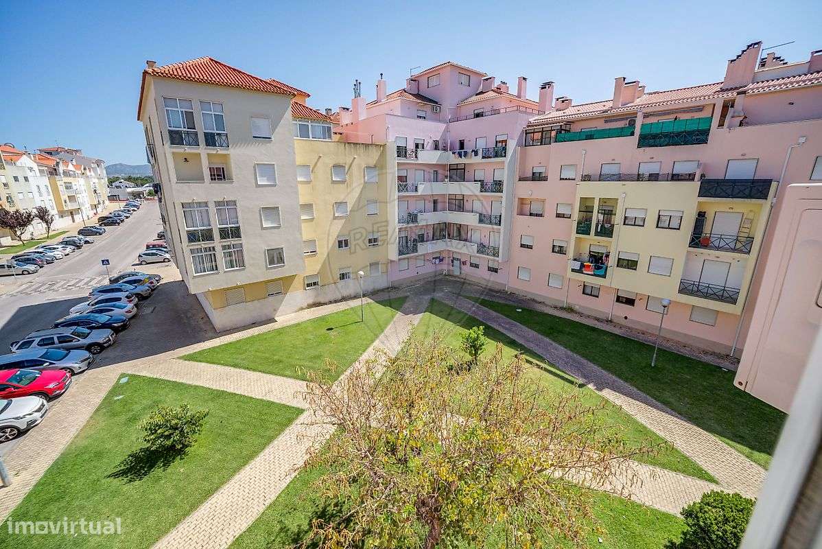 Apartamento T3 para venda na Quinta do Conde-19