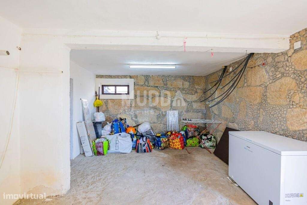 Moradia T1+2 em Arrifana - Santa Maria da Feira-22