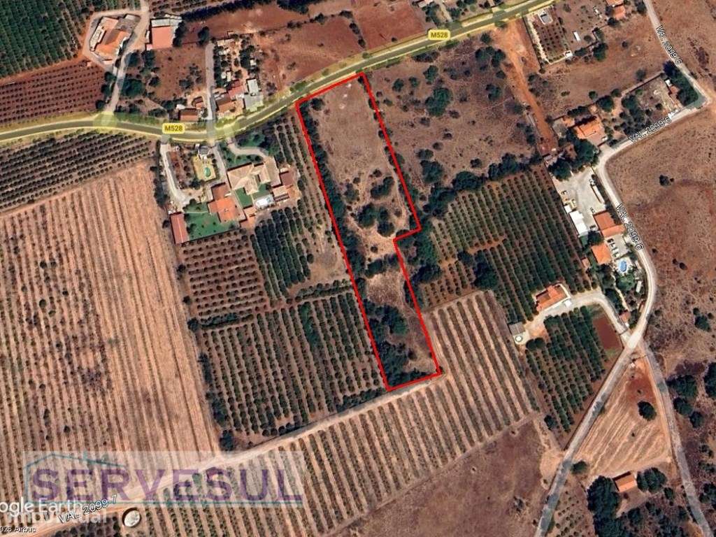 Terreno Rústico com 9.960 m² a apenas 10 minutos da cidade de Silves-0