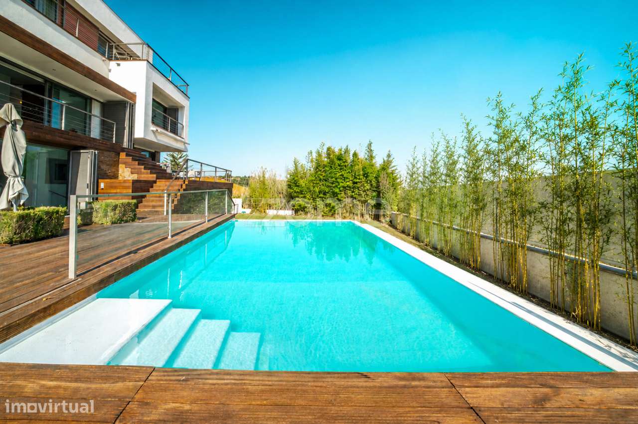 Exclusiva Moradia de Luxo T5+1 com Vista Mar | Lote de 960 m²-34