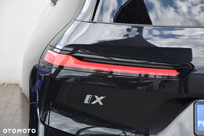 BMW iX xDrive50 - 5