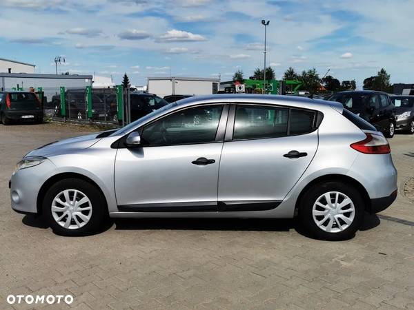 Renault Megane 1.5 dCi Authentique - 5