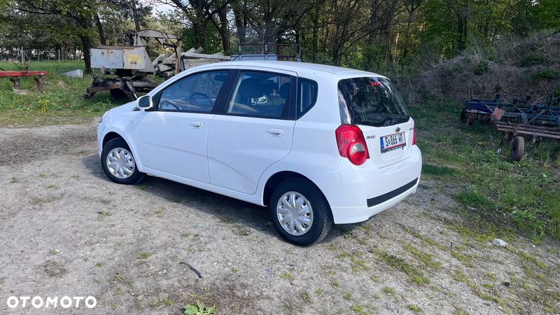 Chevrolet Aveo - 7