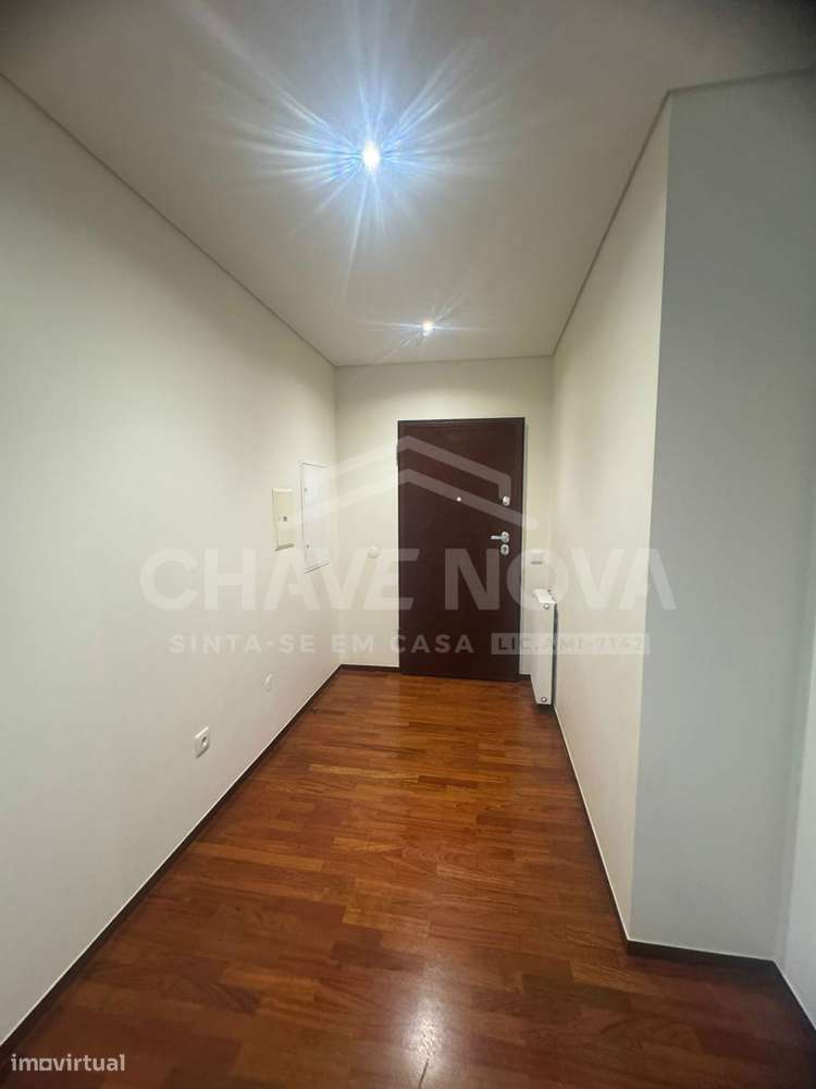 Apartamento T2 Praça das Flores, Porto-21