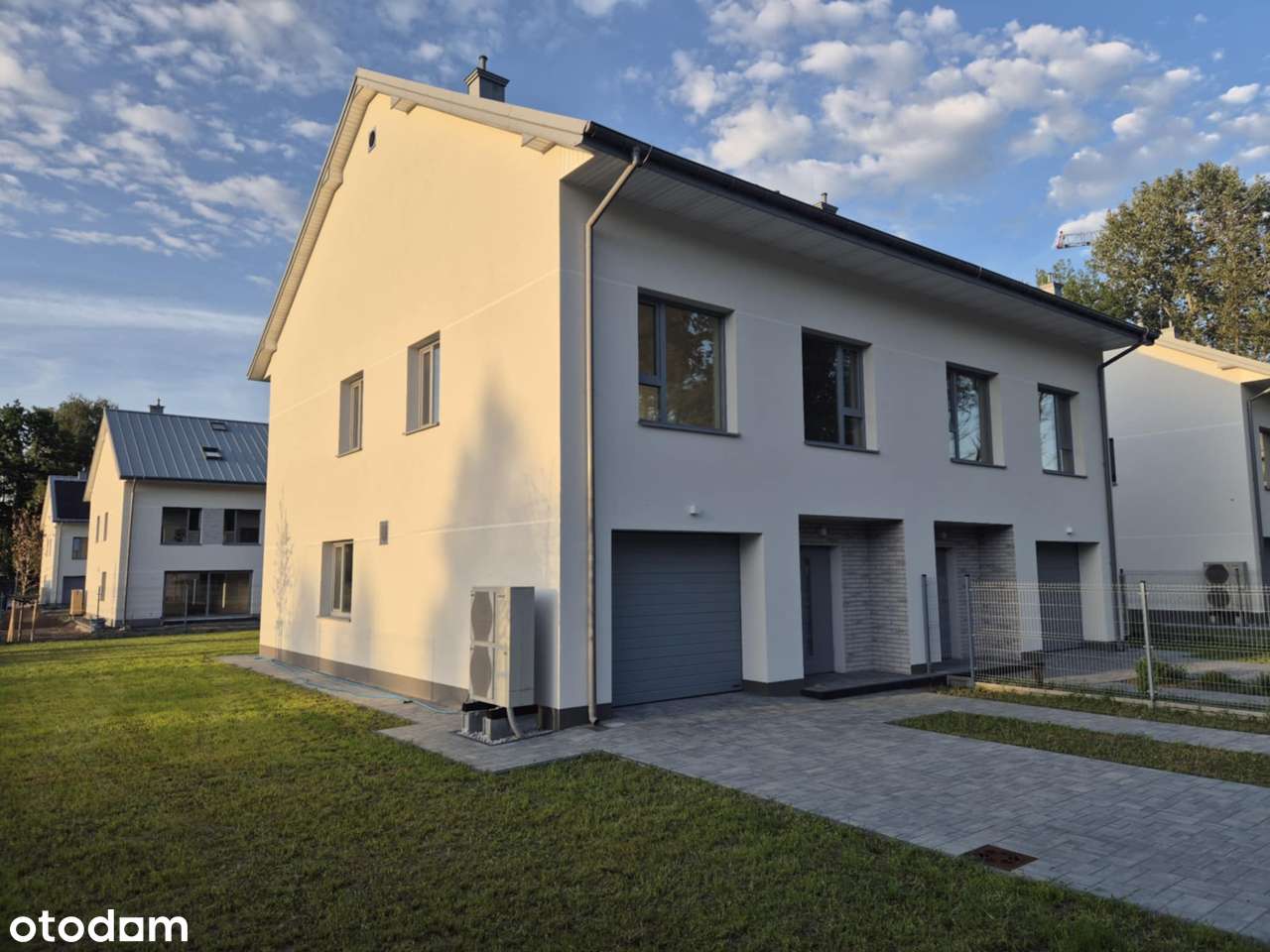 Ostatnie 2 domy przy Rezerwacie Przyrody. Rekuperacja, pompa ciepła.-7